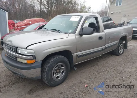 2000 Chevrolet Silverado 1500 from USA, damaged, VIN 1GCEK14V2YZ210148